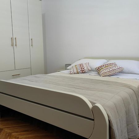 Orient Apartman Sremska Kamenica 外观 照片
