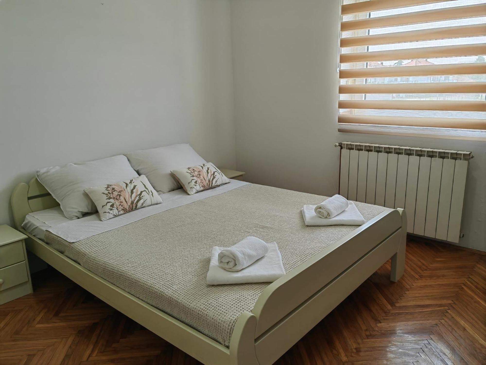 Orient Apartman Sremska Kamenica 外观 照片